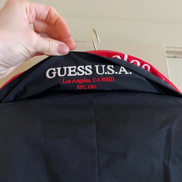 Guess down jacket size S - Picture 3 of 6